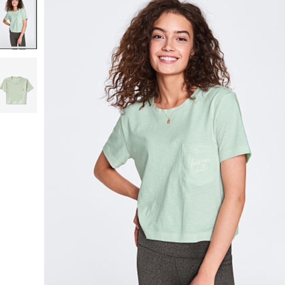 VS PINK GRAPHIC CROP TEE SAGE ~L